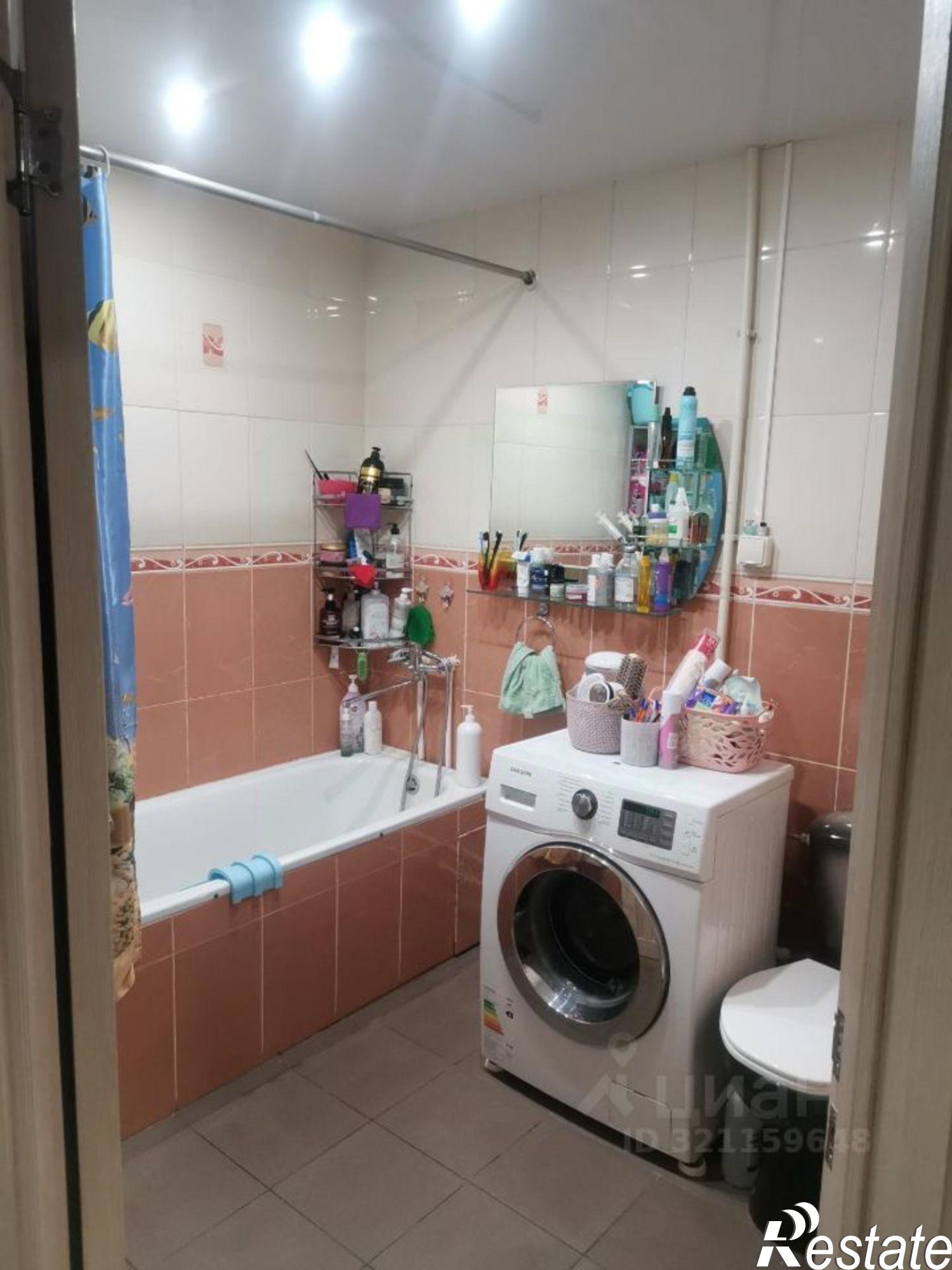 Купить квартиру за 6 100 000 рублей на мкр. 202-й, 5