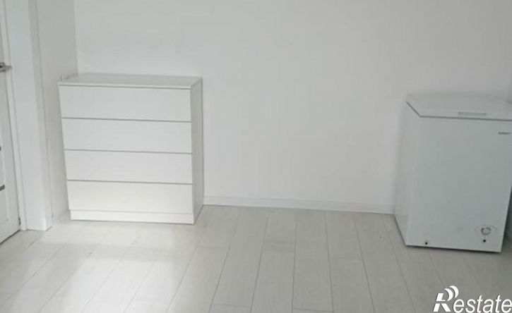 2-комн квартира ул Дзержинского, 1,  д. 1