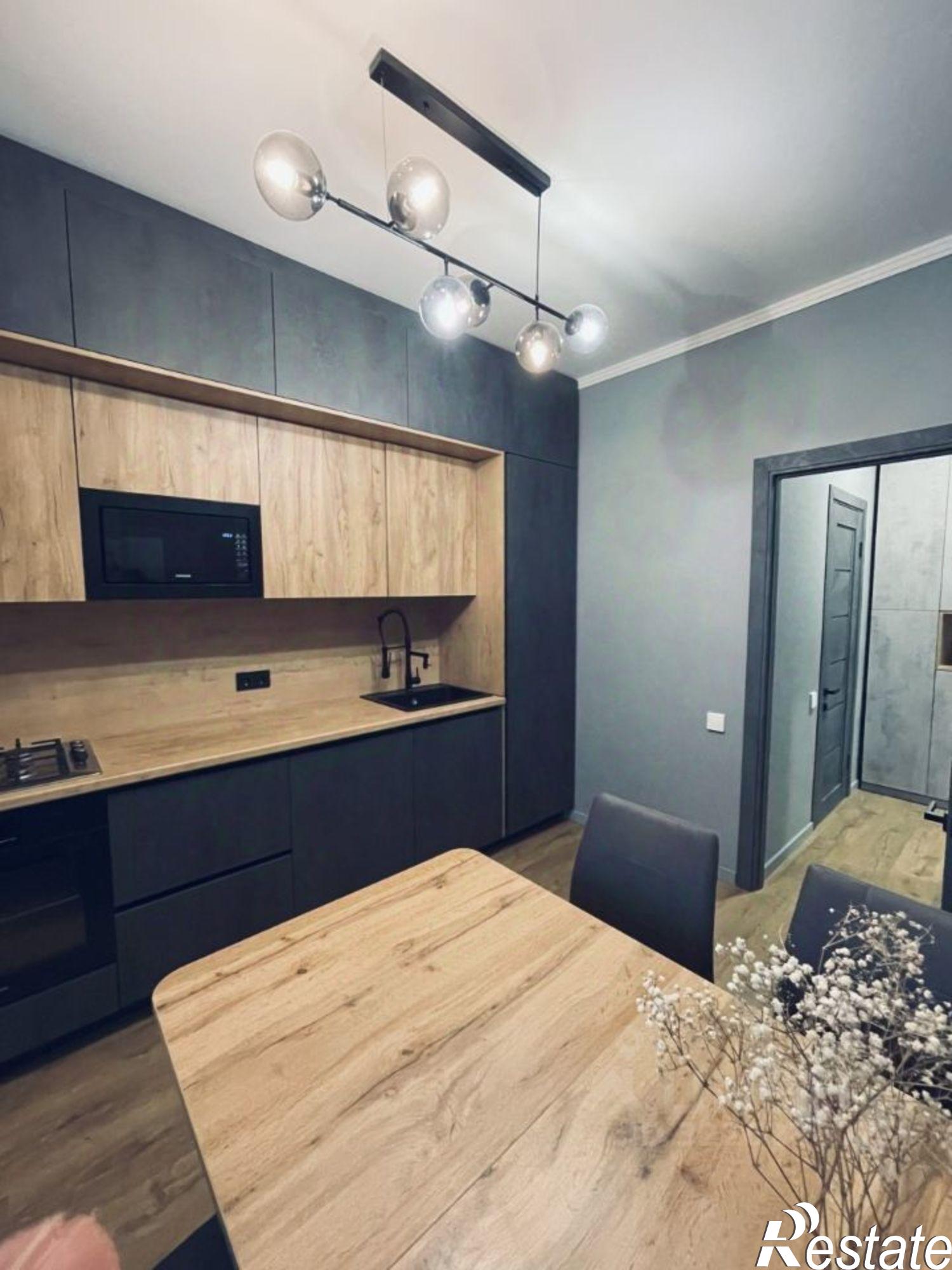 Купить квартиру за 8 000 000 рублей на мкр. 203-й, 21