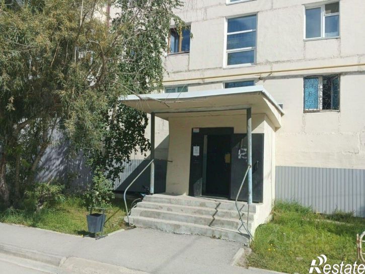 3-комн квартира ул Дзержинского, 9 1,  д. 9 1,  к. 1