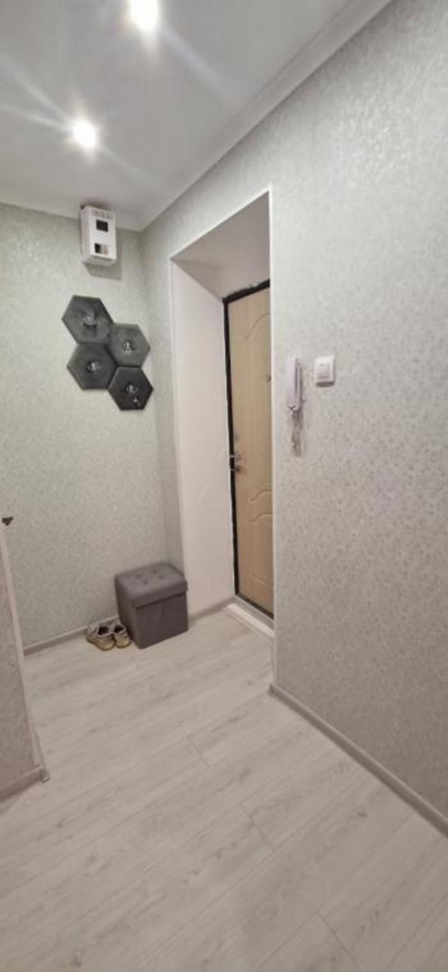 Купить квартиру за 6 100 000 рублей на Федора Попова, 14/1