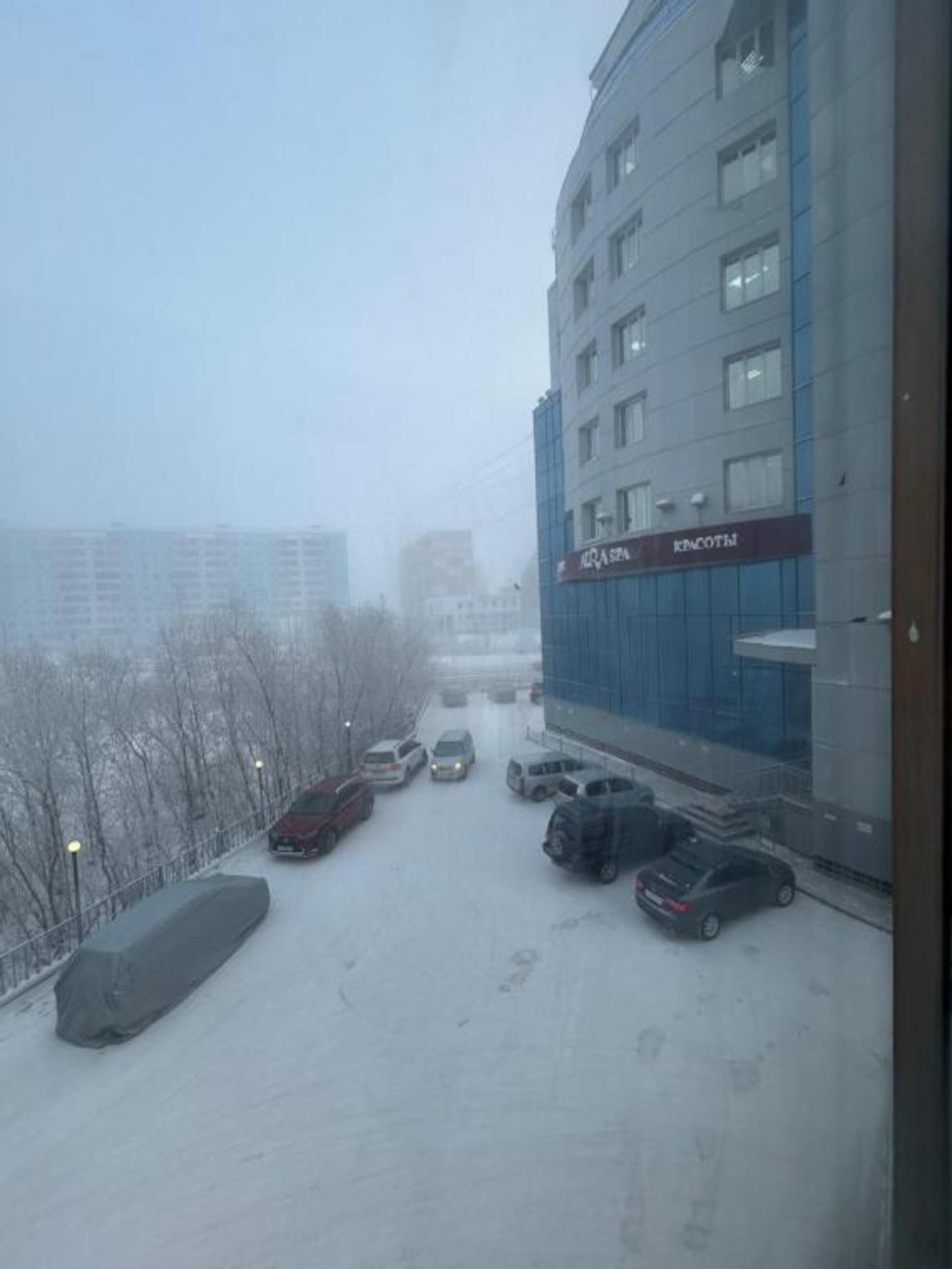 Купить квартиру за 12 000 000 рублей на Чиряева, 10