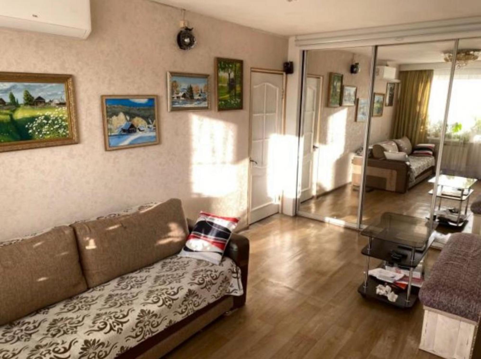 Купить квартиру за 6 750 000 рублей на Аммосова, 6/1