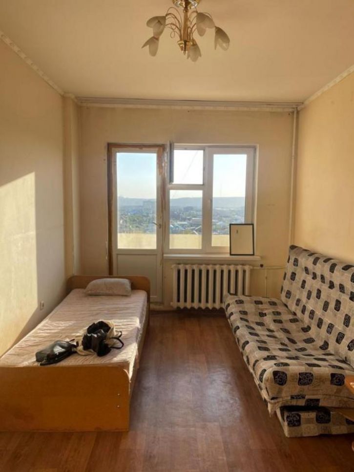 2-комн квартира Дзержинского, 57