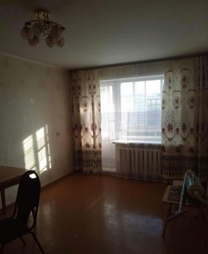 2-комн квартира Дзержинского, 8/2