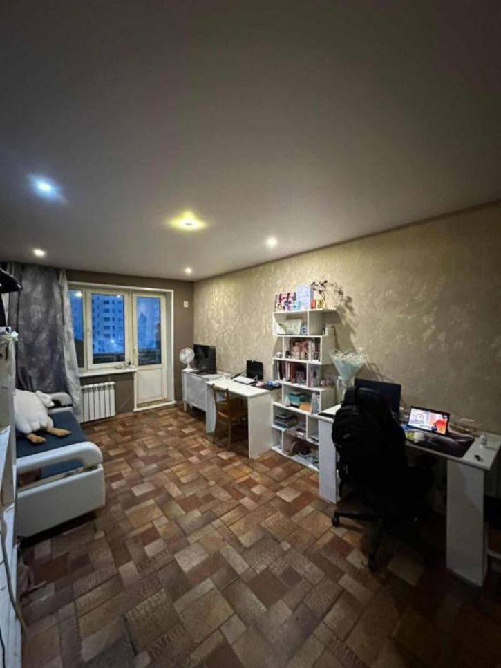 2-комн квартира Петра Алексеева, 73/1