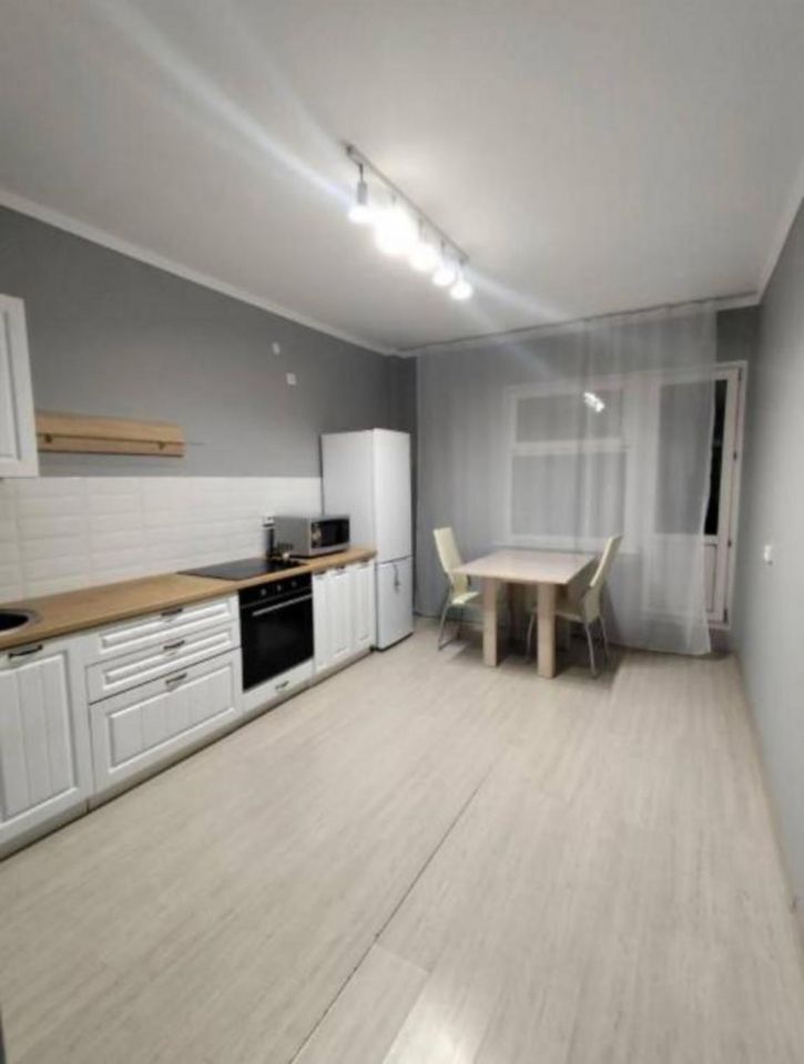 1-комн квартира 203-й микрорайон, 1