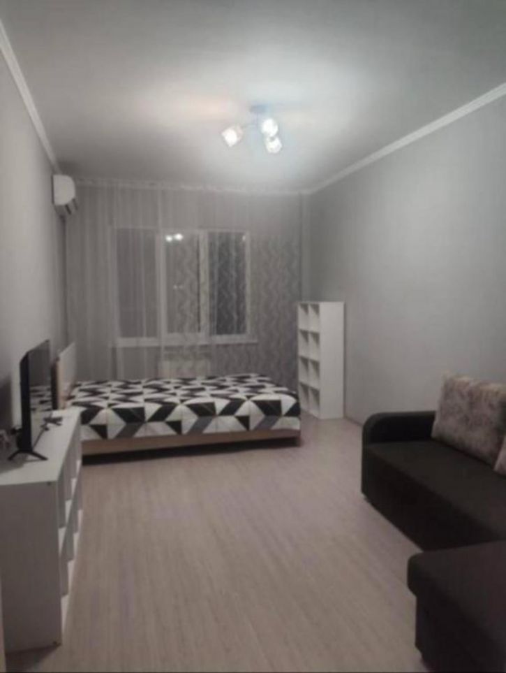 1-комн квартира 203-й микрорайон, 1