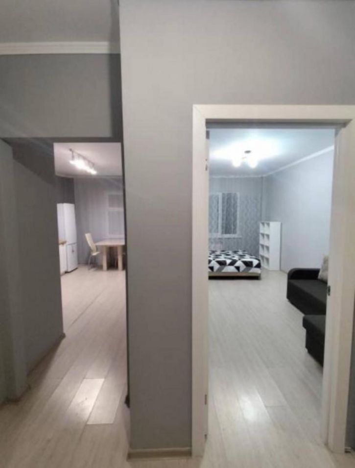 1-комн квартира 203-й микрорайон, 1