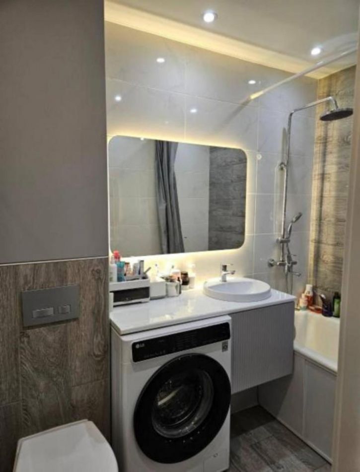 3-комн квартира 202-й микрорайон, 10