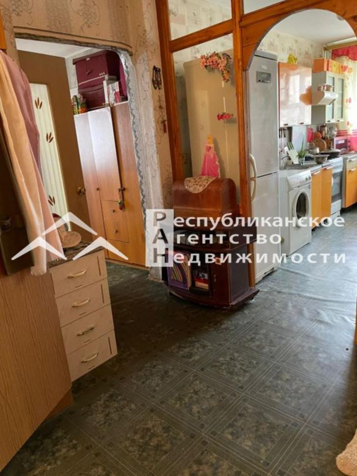 4-комн квартира Халтурина, 4