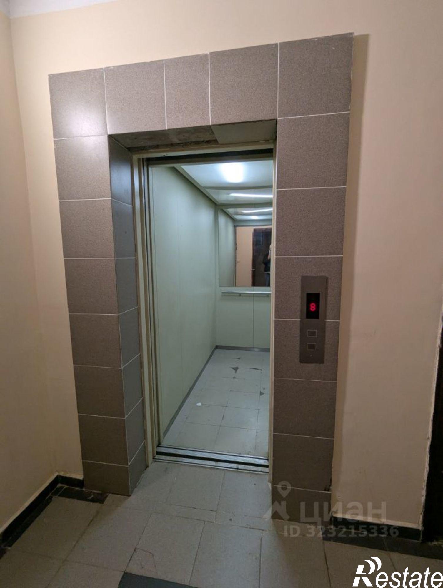 Купить квартиру за 13 000 000 рублей на ул Орджоникидзе, 8 1