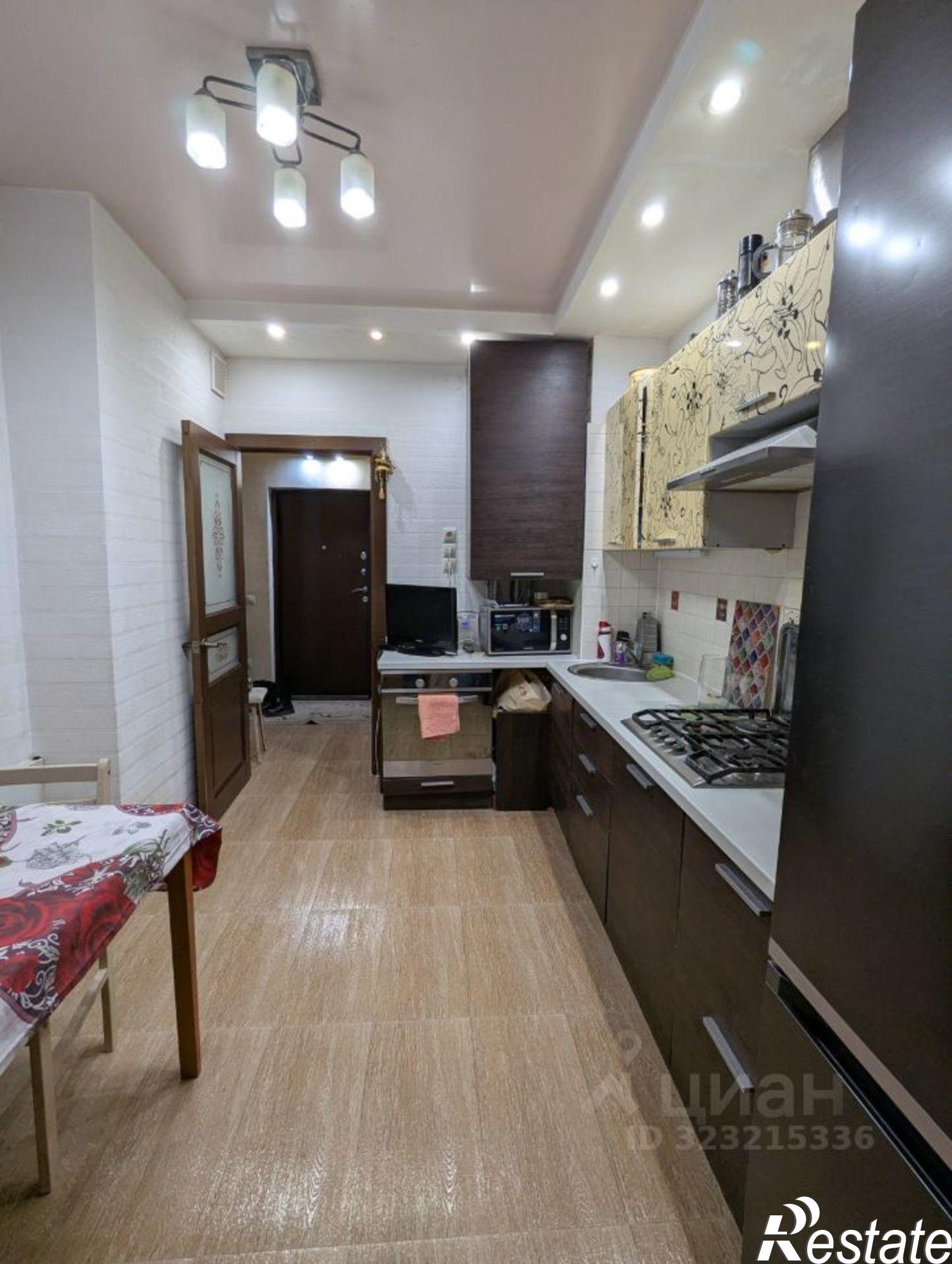 Купить квартиру за 13 000 000 рублей на ул Орджоникидзе, 8 1