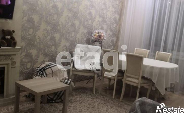 3-комн квартира улица Пояркова, 17,  д. 17