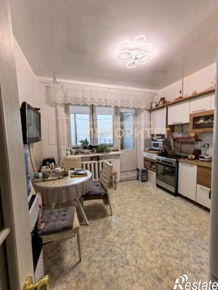 4-комн квартира улица Хабарова, 11,  д. 11