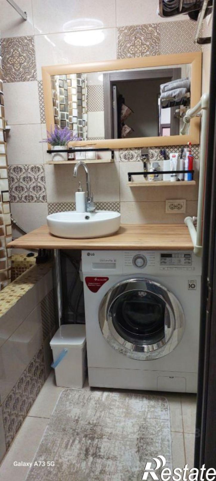 3-комн квартира пр-кт Михаила Николаева, 40/6,  д. 40/6