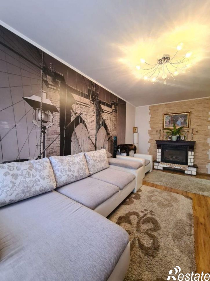 4-комн квартира улица Можайского, 17/4,  д. 17/4