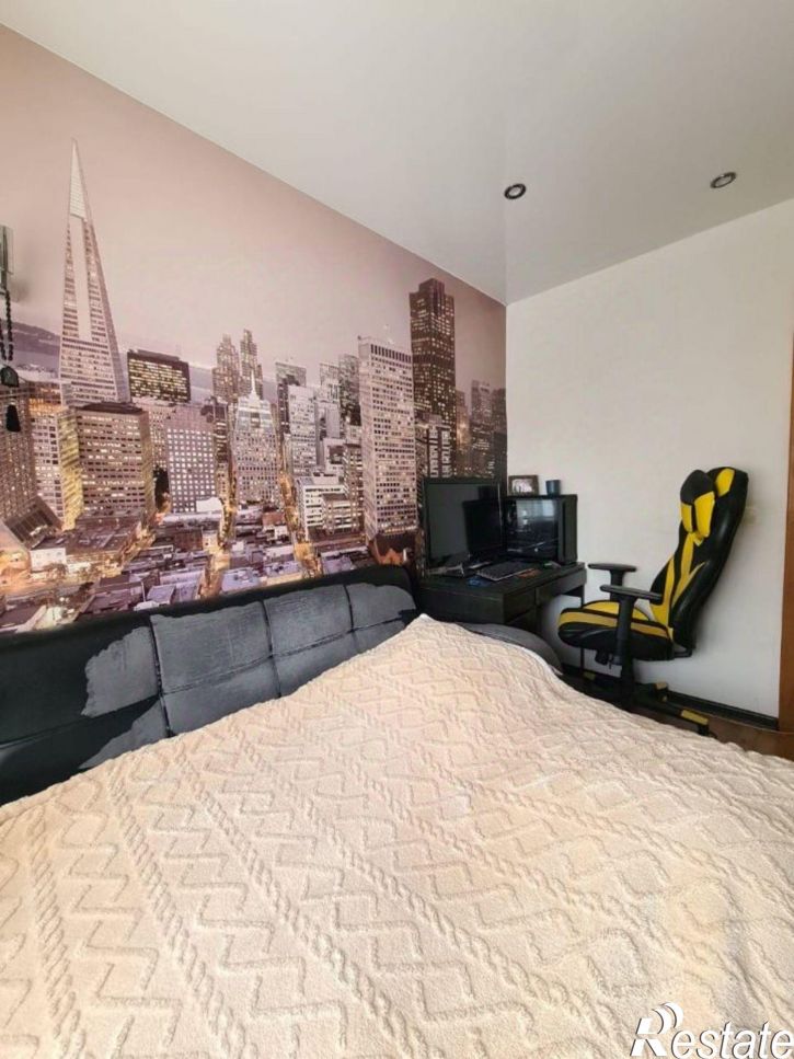 4-комн квартира улица Можайского, 17/4,  д. 17/4