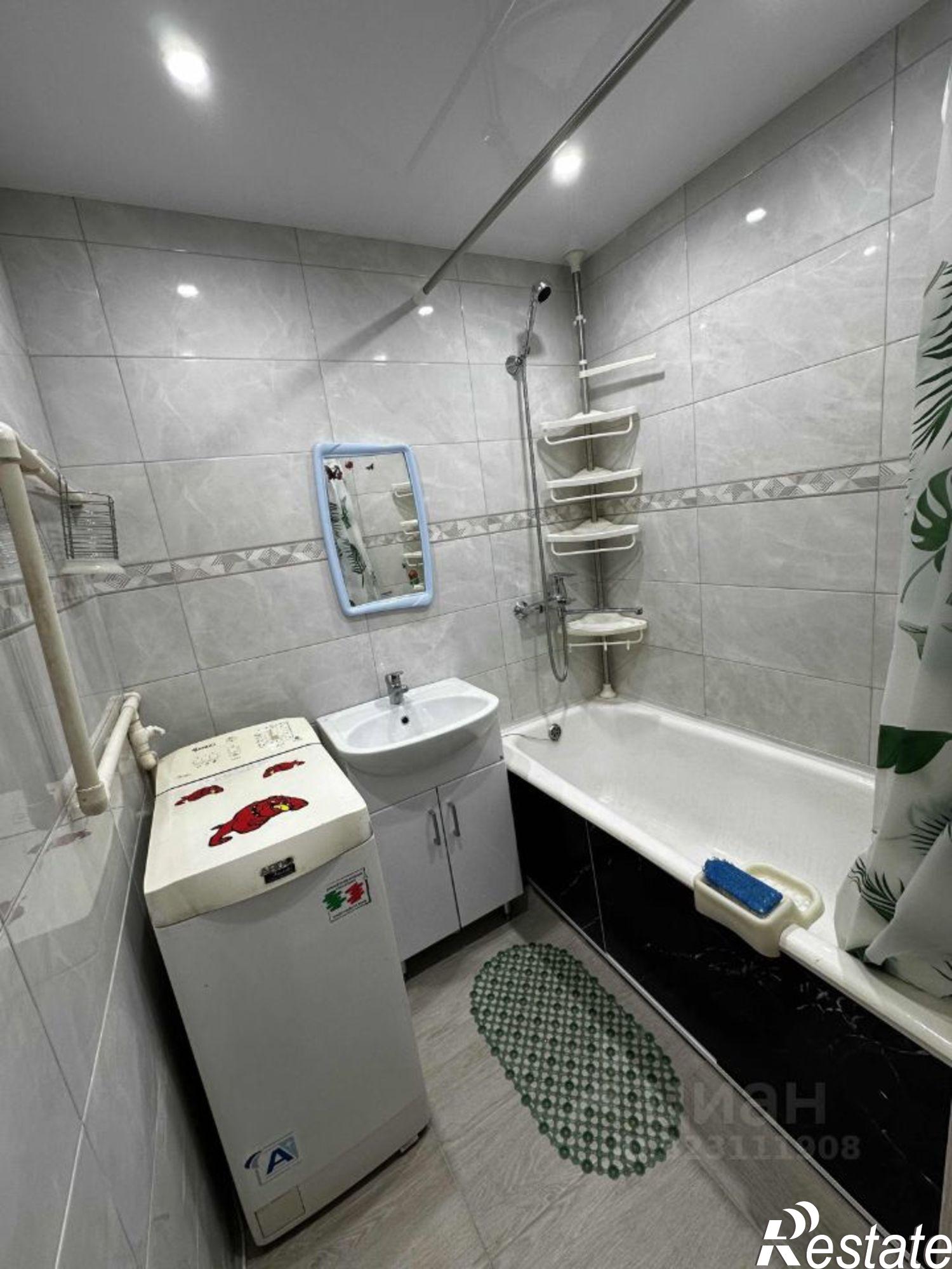 Купить квартиру за 6 000 000 рублей на проспект Михаила Николаева, 40/6