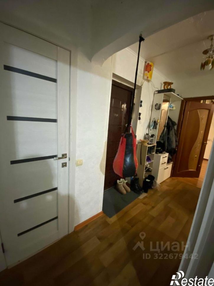 2-комн квартира улица Дзержинского, 12/3,  д. 12/3