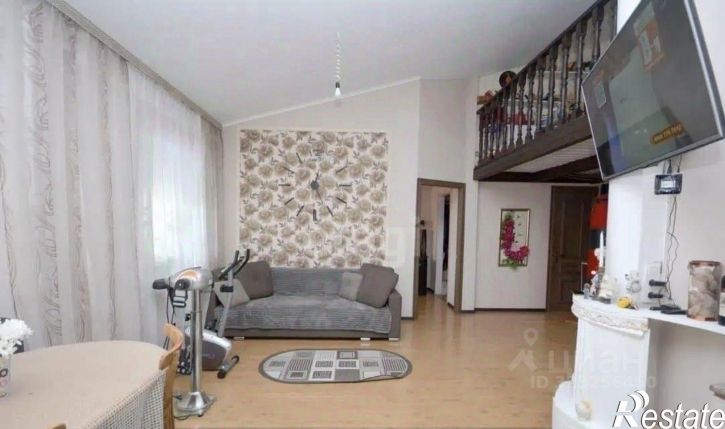 3-комн квартира улица Жорницкого, 7/19,  д. 7/19