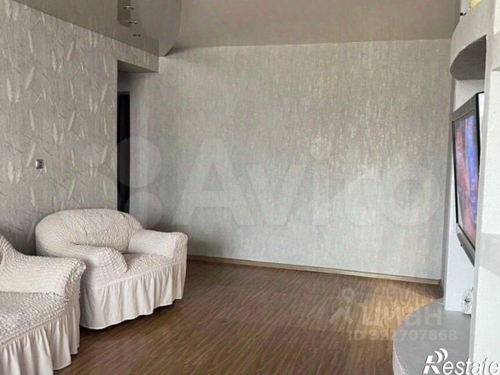 3-комн квартира улица Фёдора Попова, 17/1,  д. 17/1