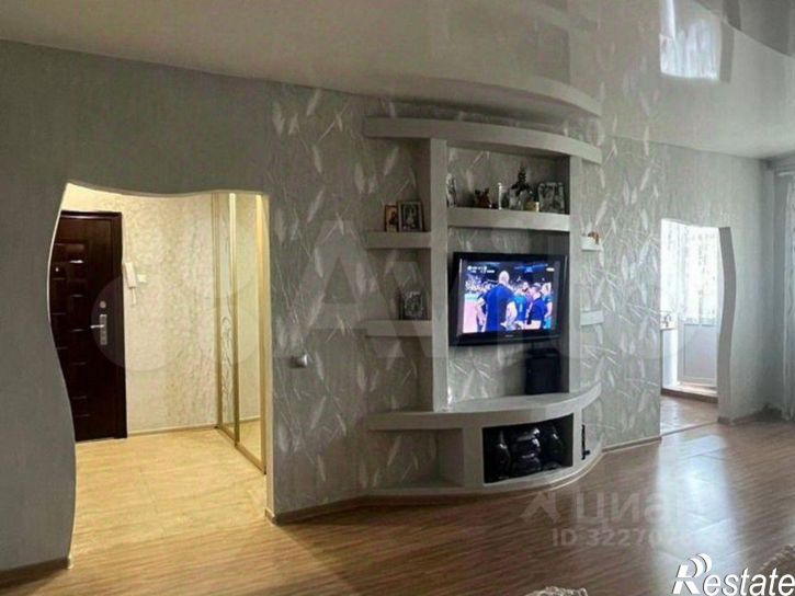 3-комн квартира улица Фёдора Попова, 17/1,  д. 17/1