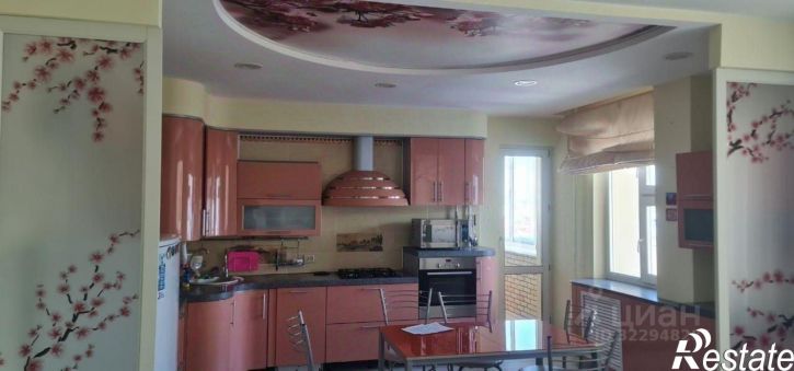 3-комн квартира ул Короленко, 17А,  д. 17А