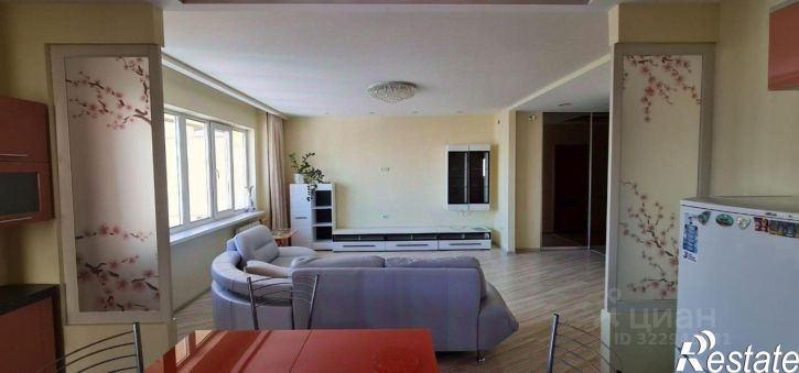 3-комн квартира ул Короленко, 17А,  д. 17А