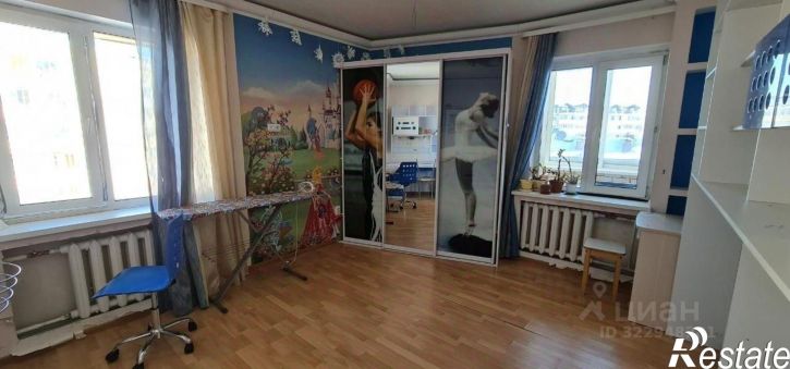 3-комн квартира ул Короленко, 17А,  д. 17А