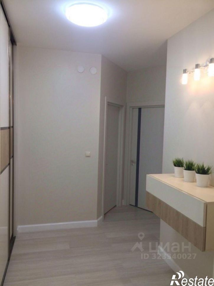 4-комн квартира ул Дзержинского, 11А,  д. 11А