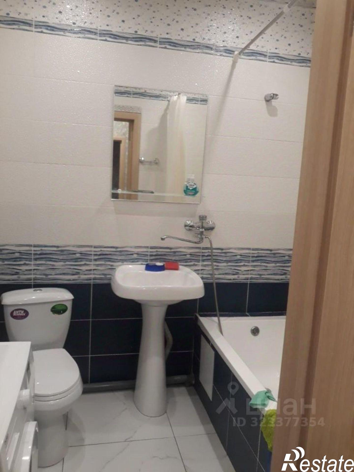 Купить квартиру за 6 100 000 рублей на мкр. 203-й, 1