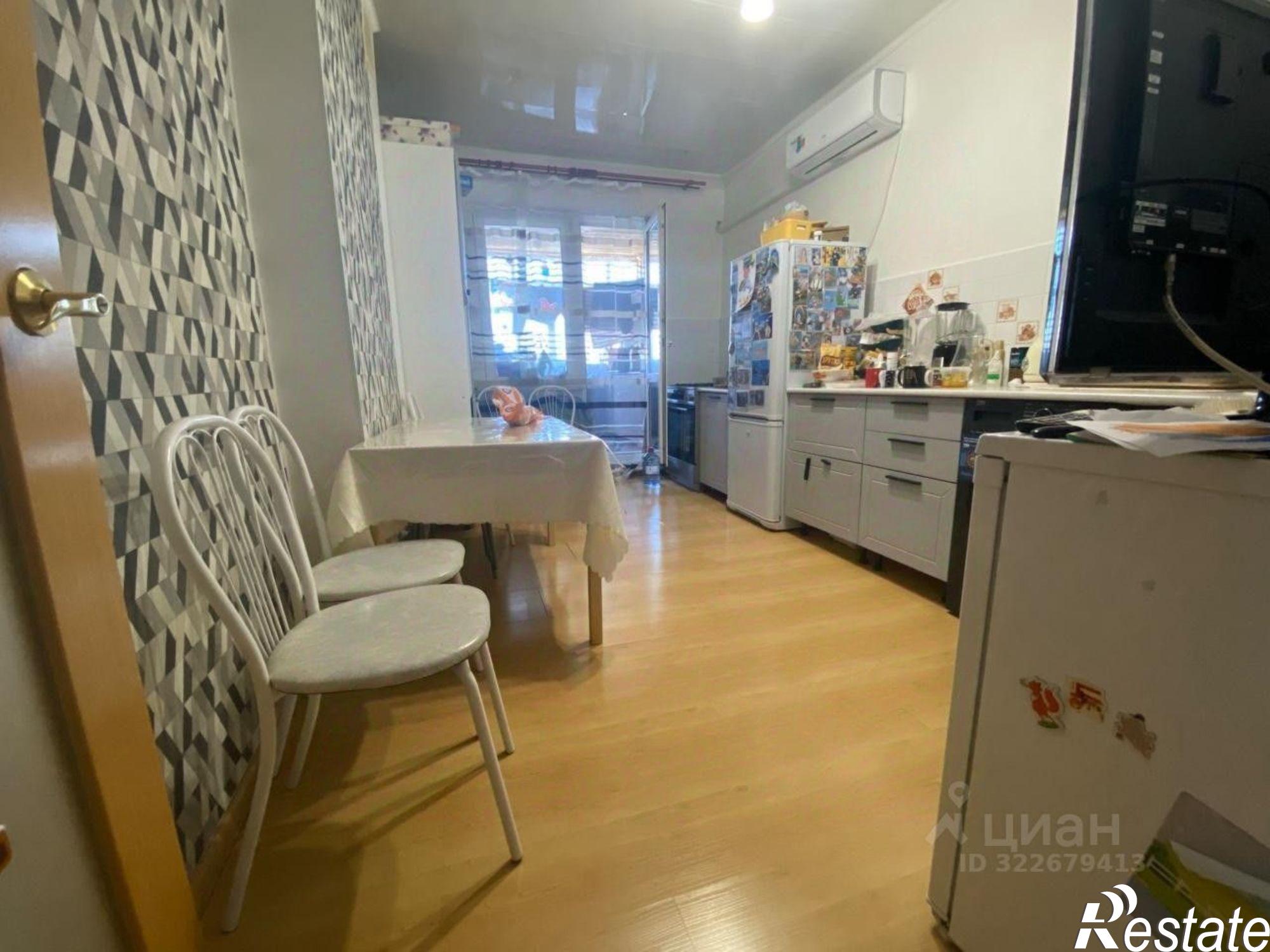 Купить квартиру за 6 100 000 рублей на мкр. 202-й, 25