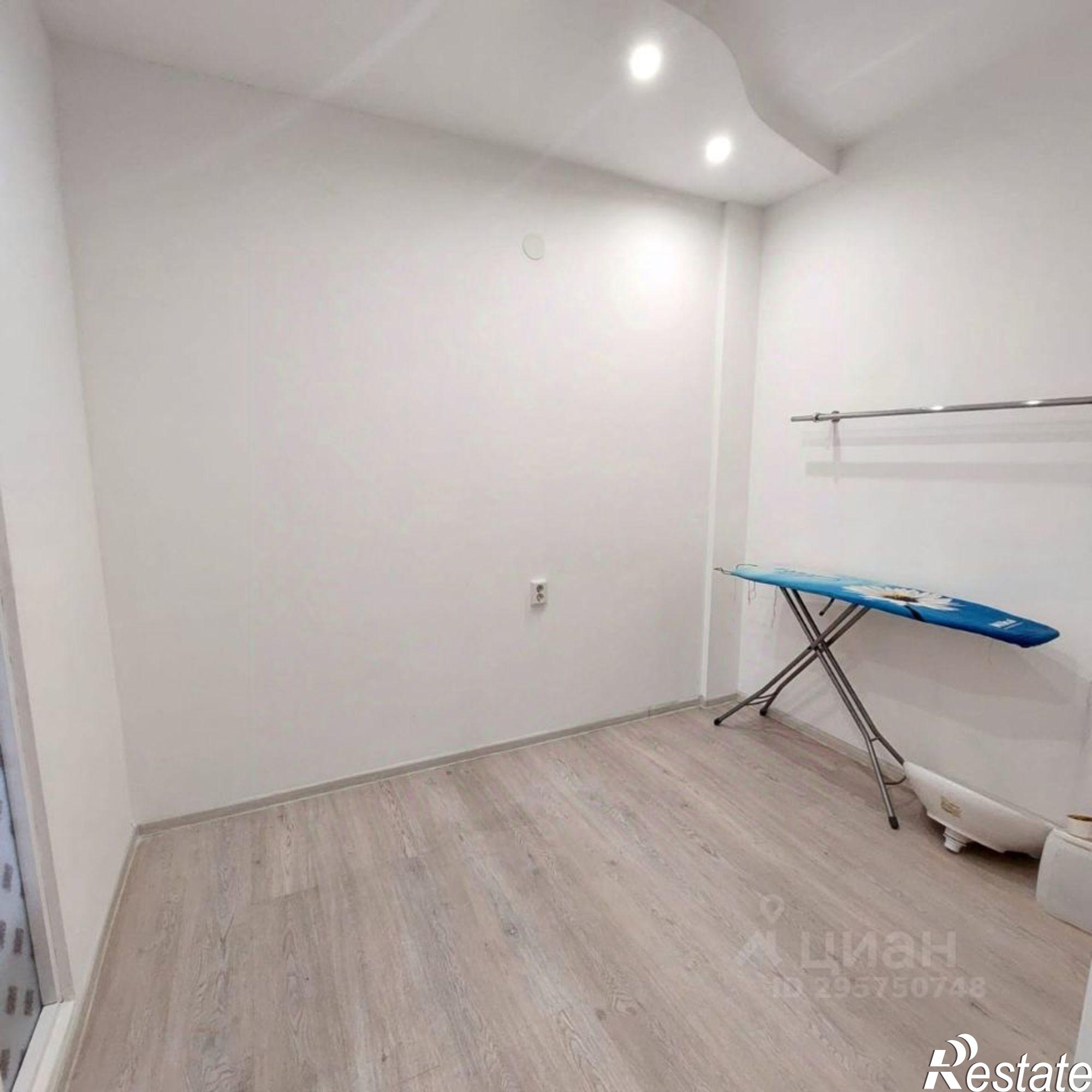 Купить квартиру за 8 200 000 рублей на улица Короленко, 25