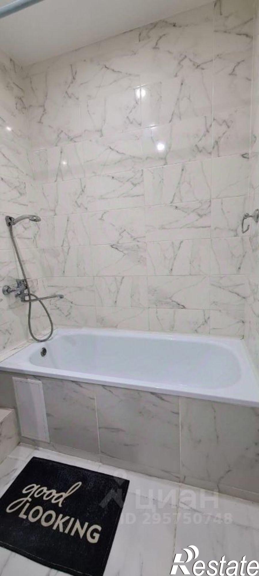 Купить квартиру за 8 200 000 рублей на улица Короленко, 25