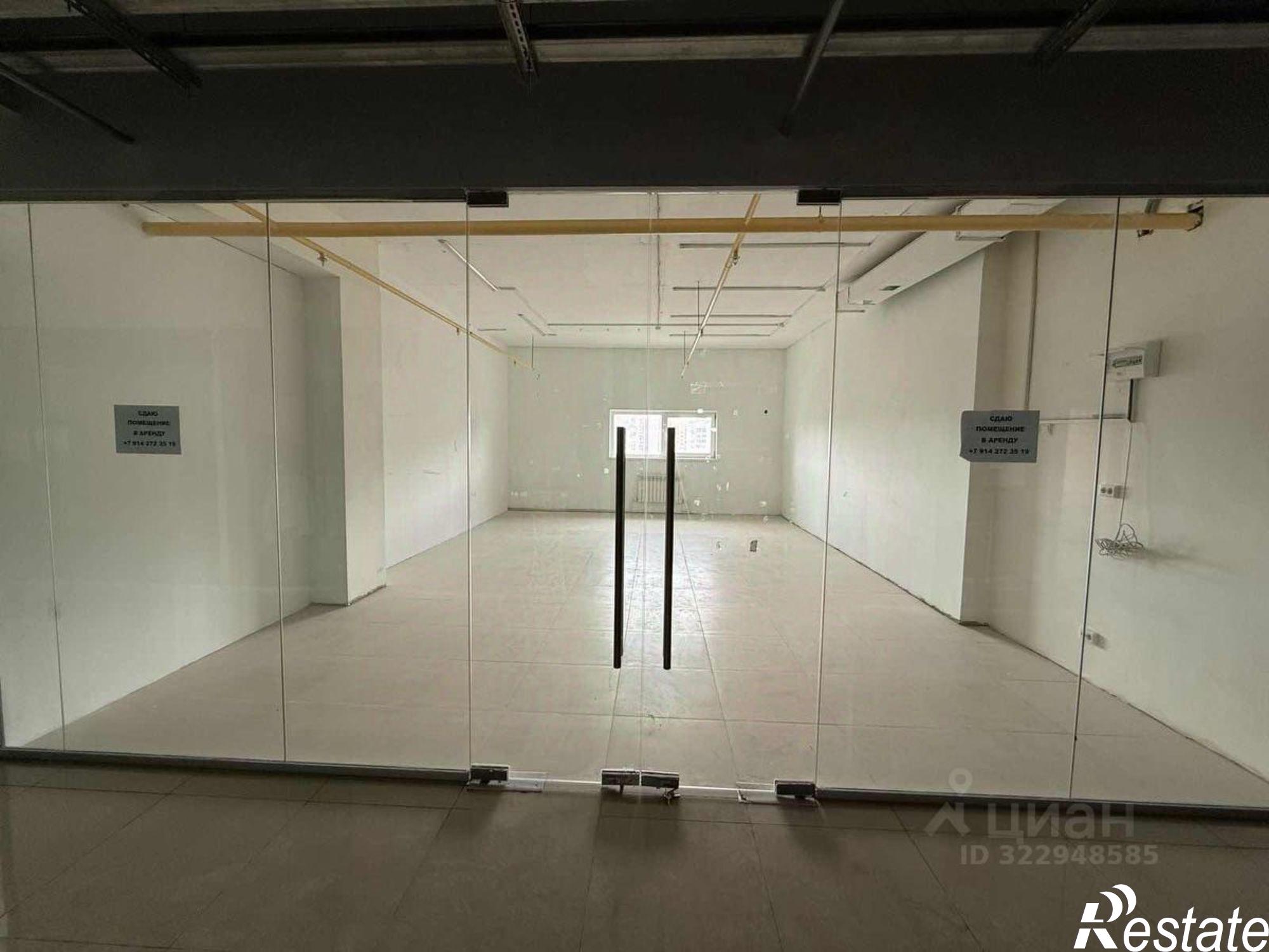 Купить торговое помещение за 8 100 000 рублей на улица Ойунского, 2