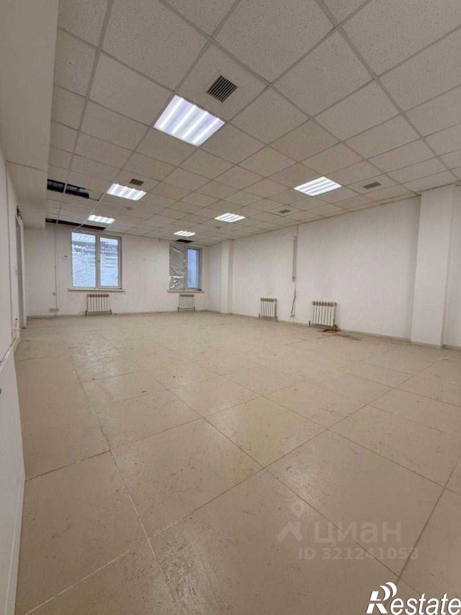 Купить помещение свободного назначения за 14 000 200 рублей на улица Орджоникидзе, 39