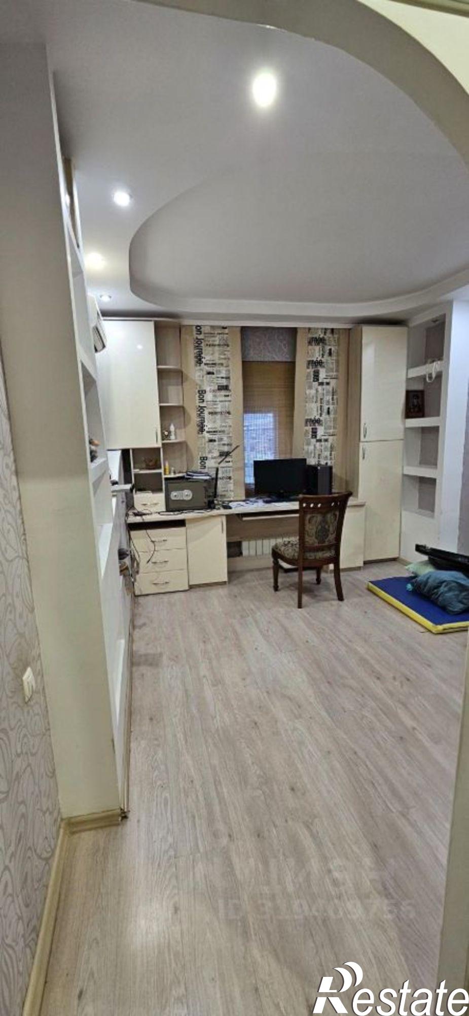 Купить квартиру за 16 000 000 рублей на ул Н.Е. Мординова, 23