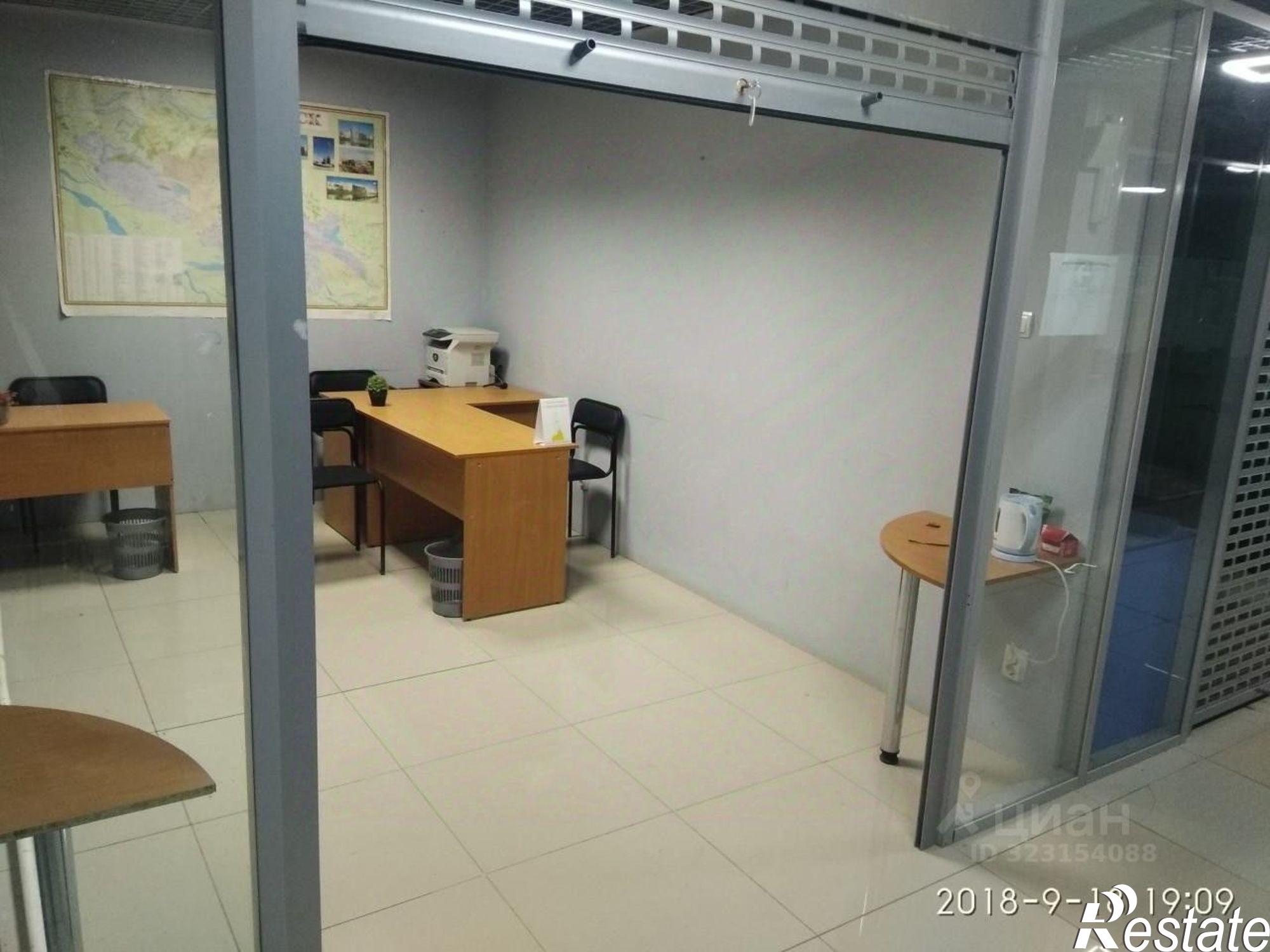 Купить торговое помещение за 1 900 010 рублей на ул Жорницкого, 29/2