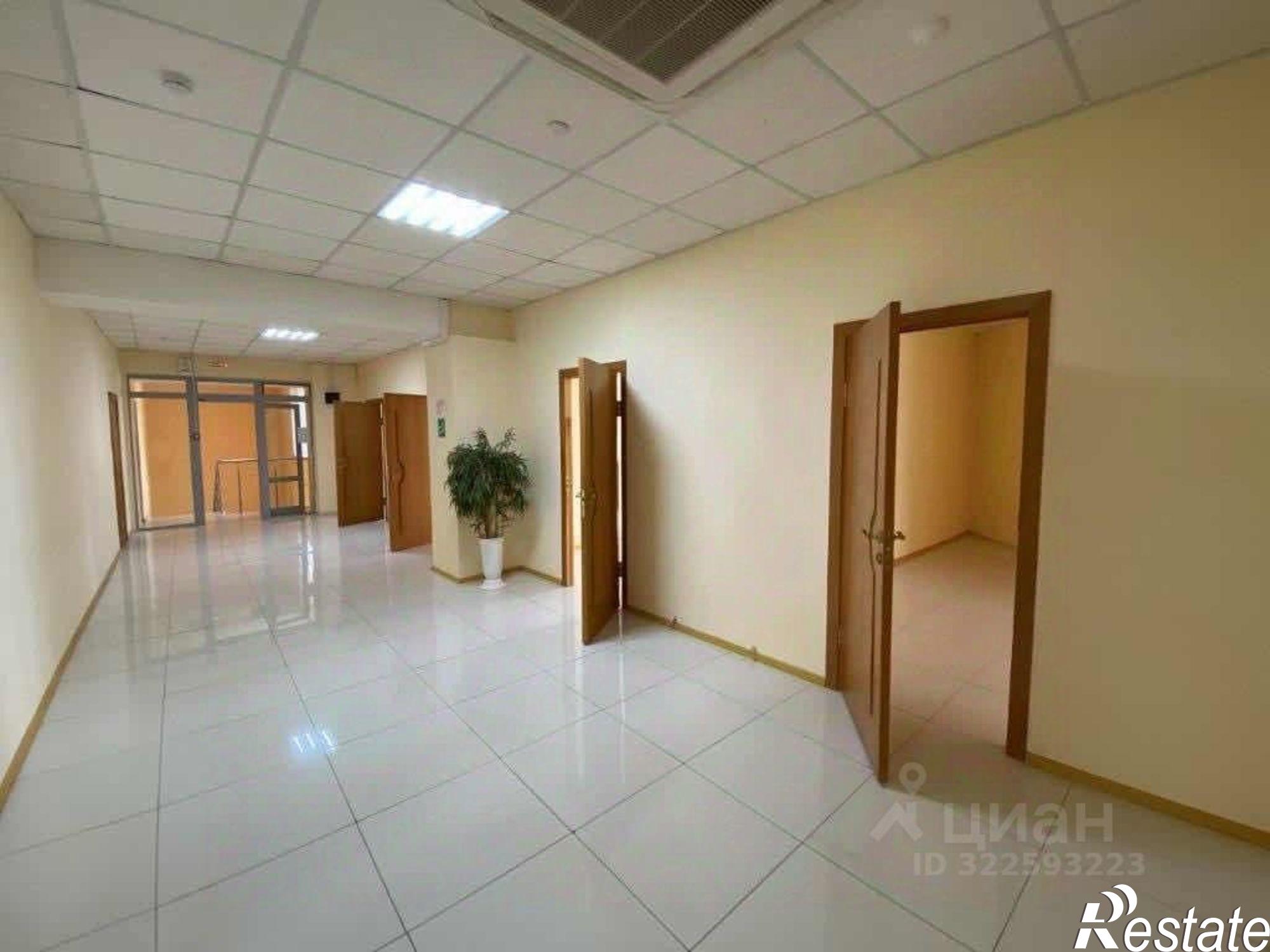 Купить помещение свободного назначения за 50 000 200 рублей на улица Петра Алексеева, 6