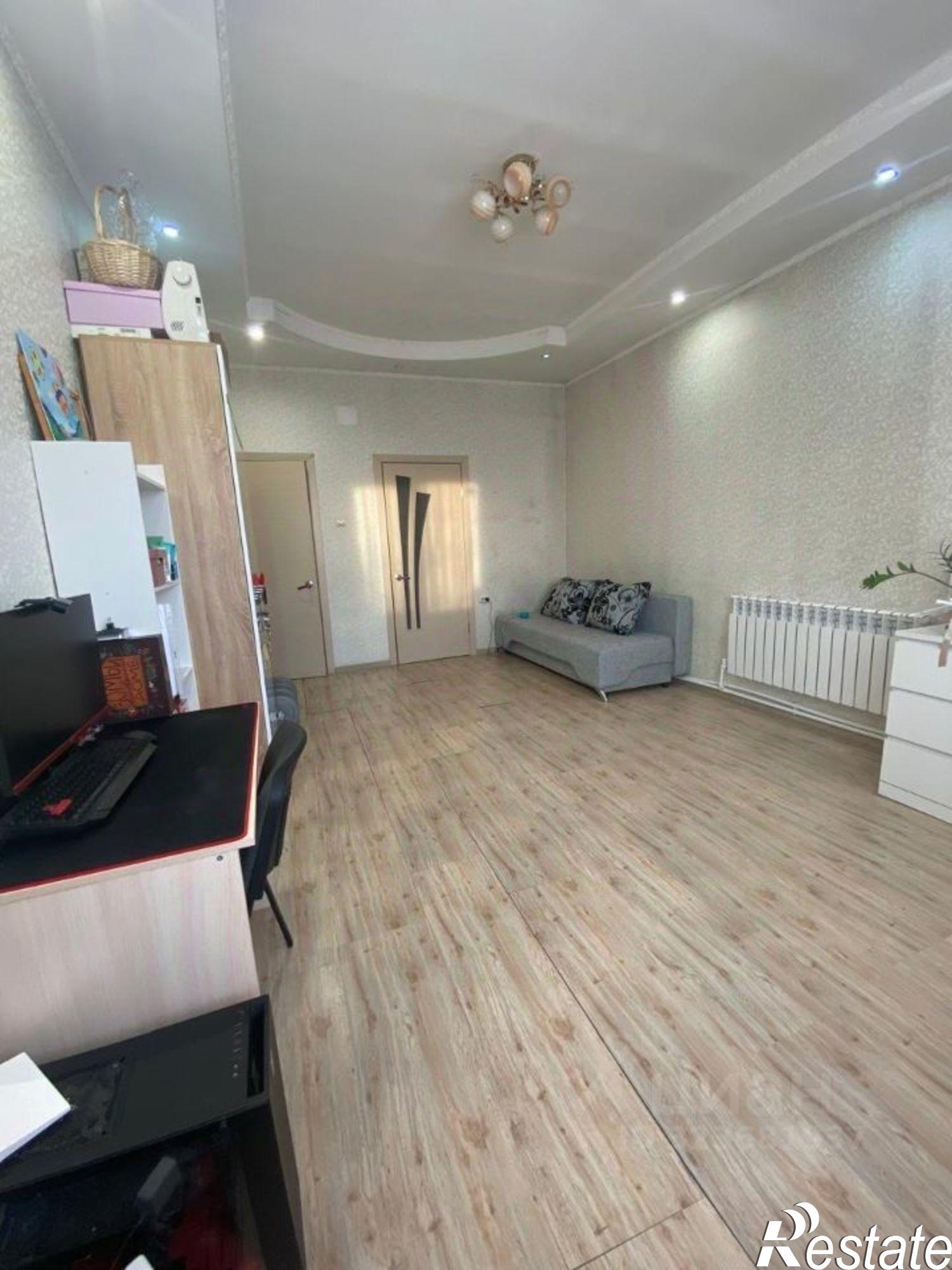 Купить квартиру за 5 100 000 рублей на улица Красильникова, 4/1