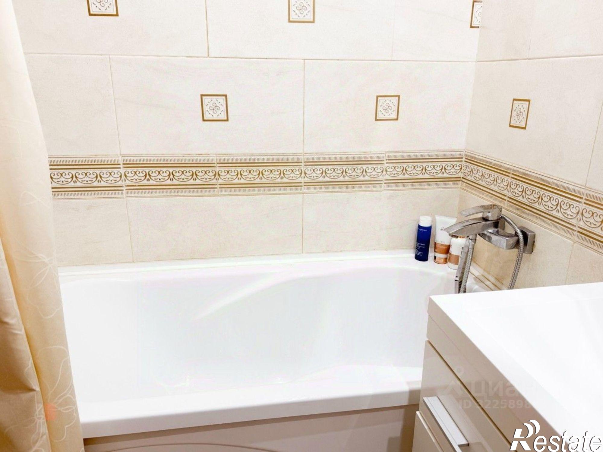 Купить квартиру за 12 250 000 рублей на ул Петровского, 32