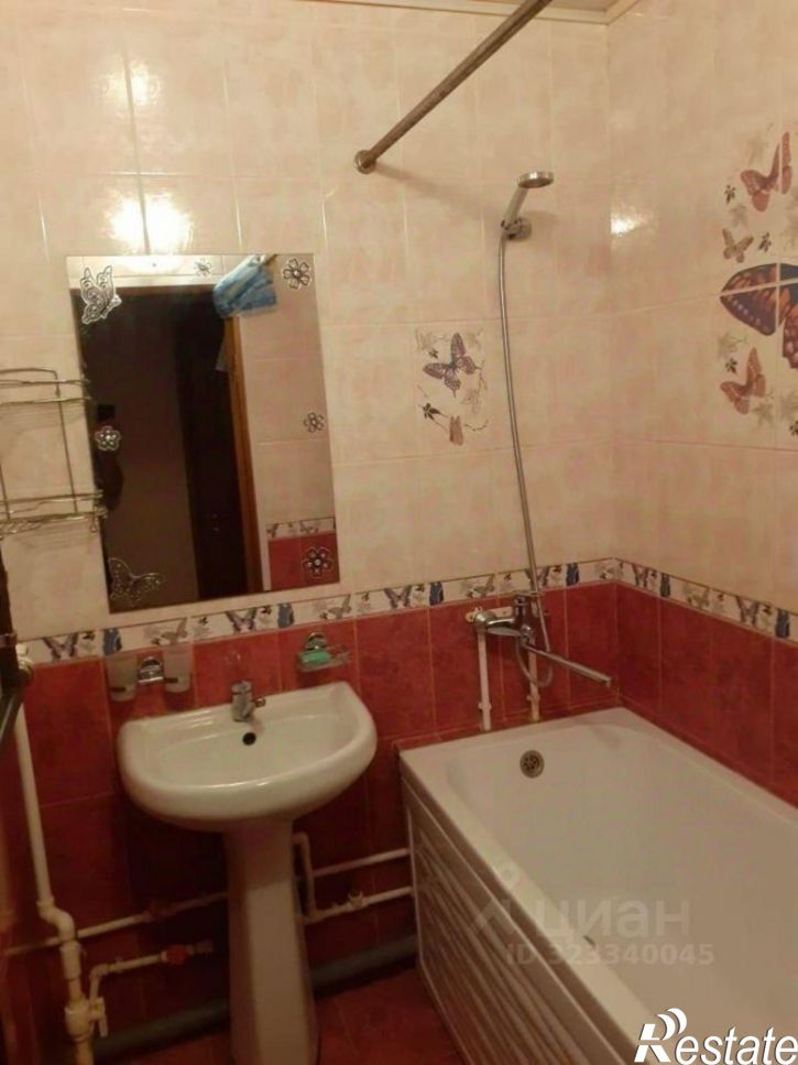 3-комн квартира улица Пояркова, 7,  д. 7