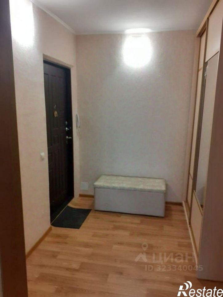 3-комн квартира улица Пояркова, 7,  д. 7