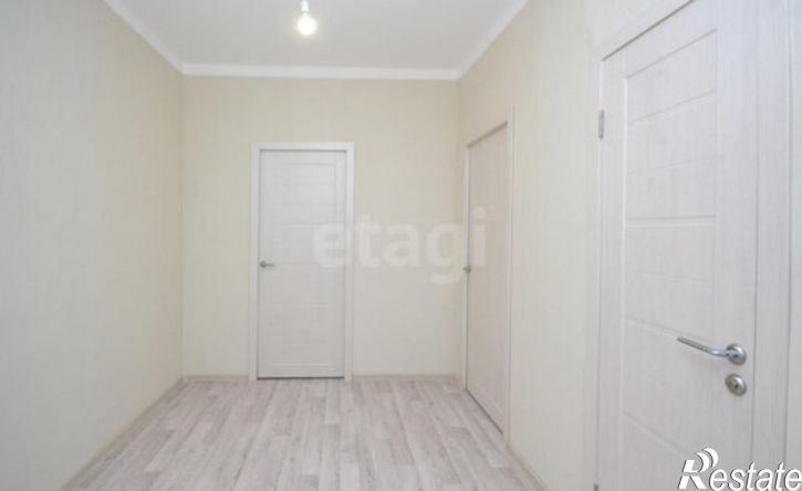 2-комн квартира улица Александра Захарченко, 5,  д. 5