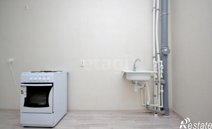 2-комн квартира улица Александра Захарченко, 5,  д. 5