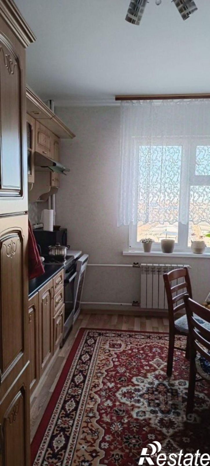 2-комн квартира улица 50 лет Октября, 4/2,  д. 4/2