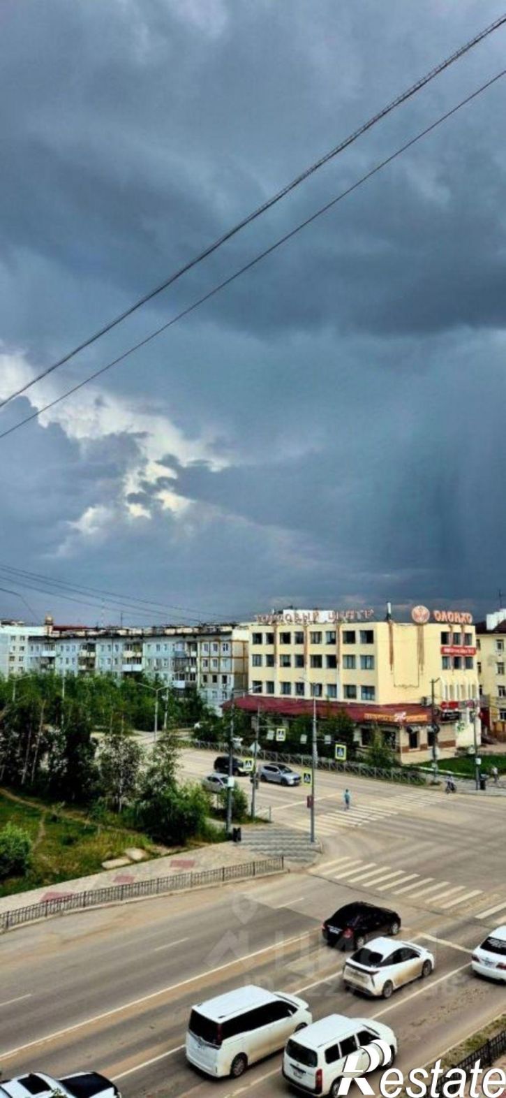 4-комн квартира улица Петра Алексеева, 21,  д. 21