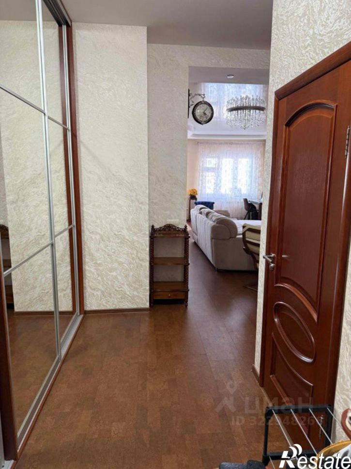 4-комн квартира улица Чиряева, 5/1,  д. 5/1