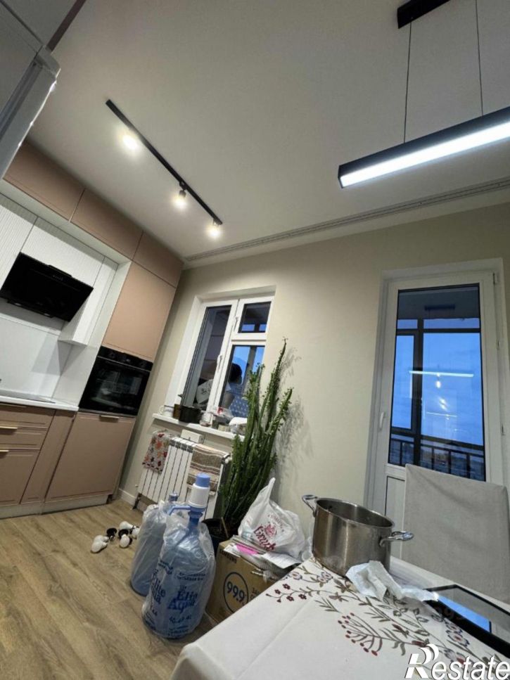 3-комн квартира ул Свердлова, 18/1,  д. 18/1